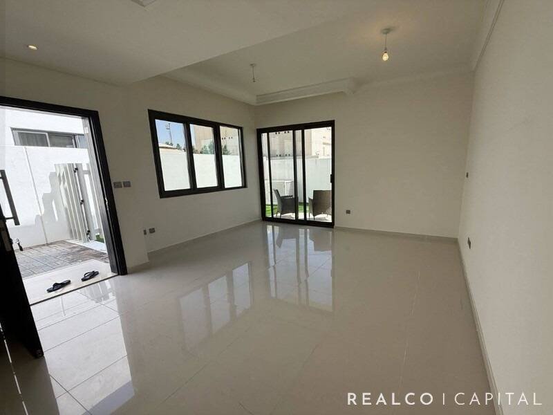 Land in Damac Hills 2, Dubai, United Arab Emirates 3 - 17733158