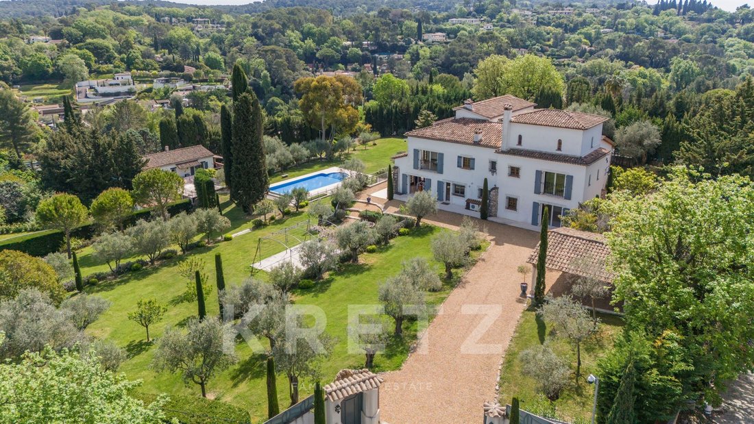 House in Mougins, Provence-Alpes-Côte d'Azur, France 1 - 17733452