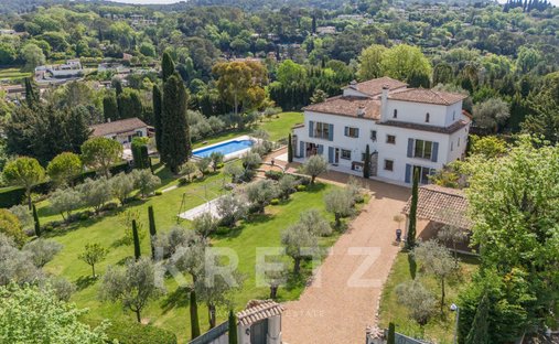 Maison à Mougins, Provence-Alpes-Côte d'Azur, France 1