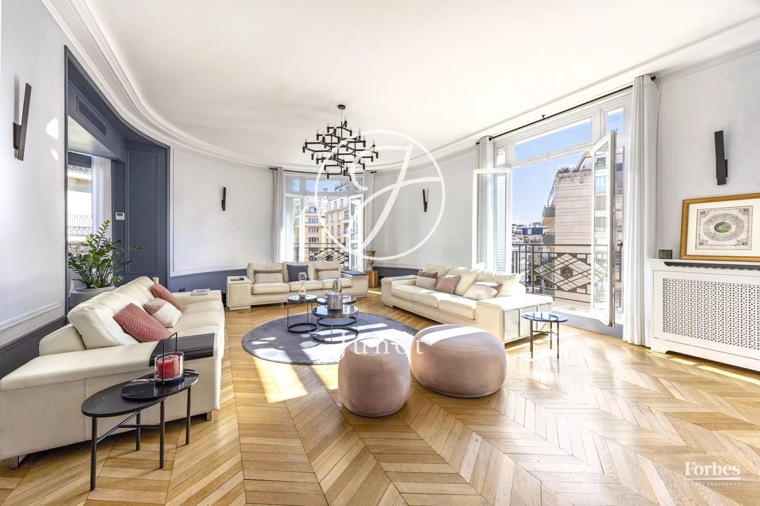 Apartment in Muette Nord, Paris 16e Arrondissement, Paris 2 - 17389102