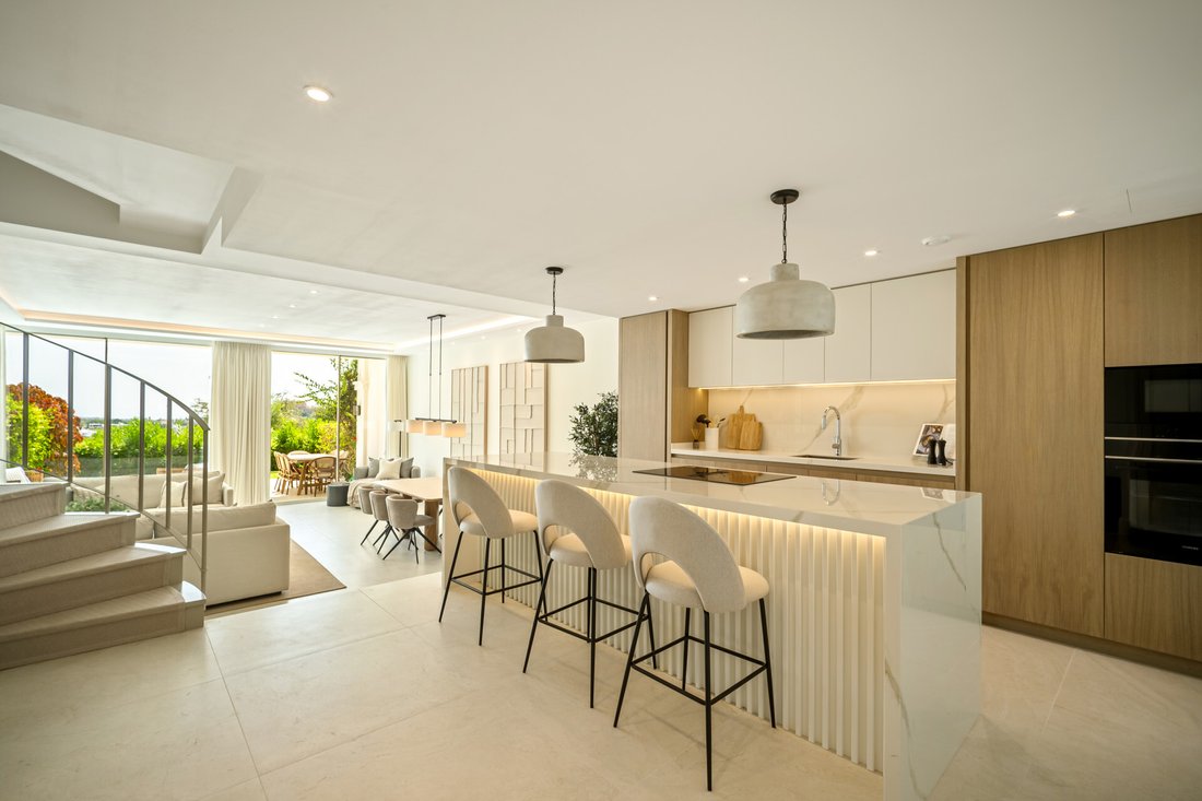 Townhouse in La Quinta, Benahavis, Andalusia 1 - 17733224
