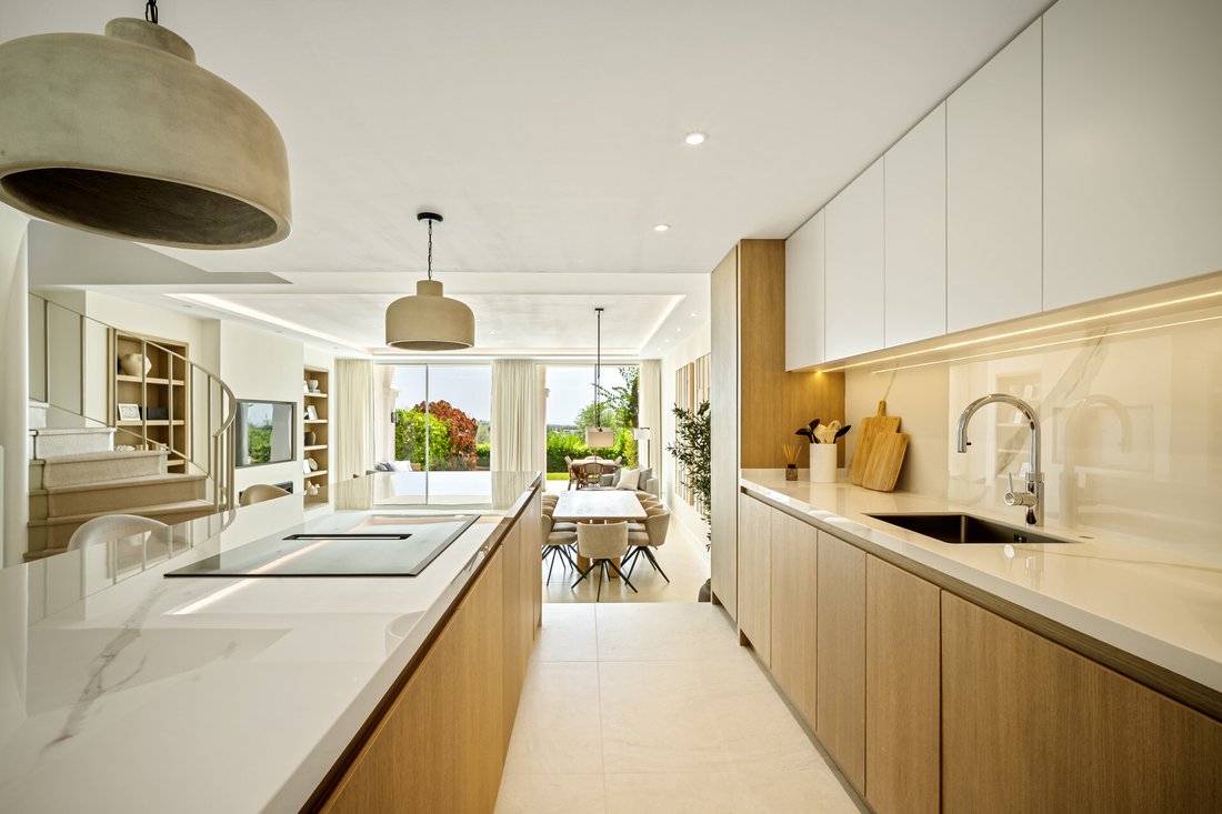 Townhouse in La Quinta, Benahavis, Andalusia 4 - 17733224