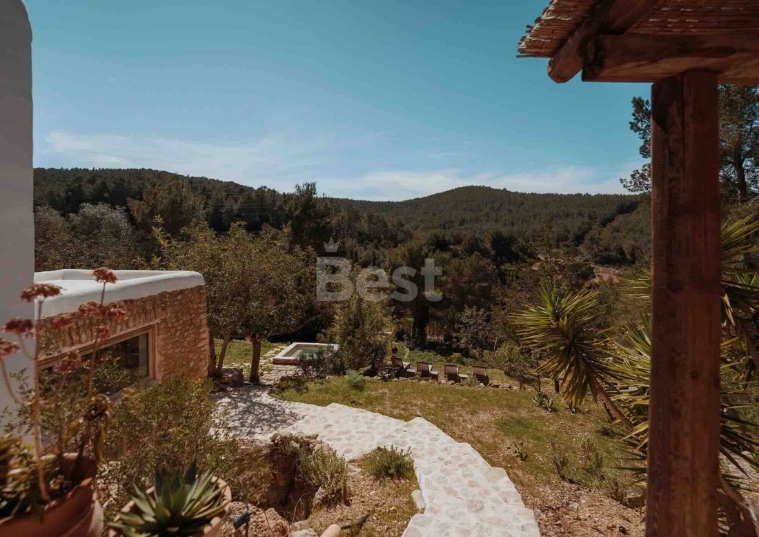House in Santa Eularia des Riu, Balearic Islands, Spain 3 - 17733321
