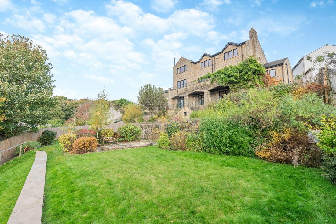 House in Fenay Bridge, England 1 - 14899838