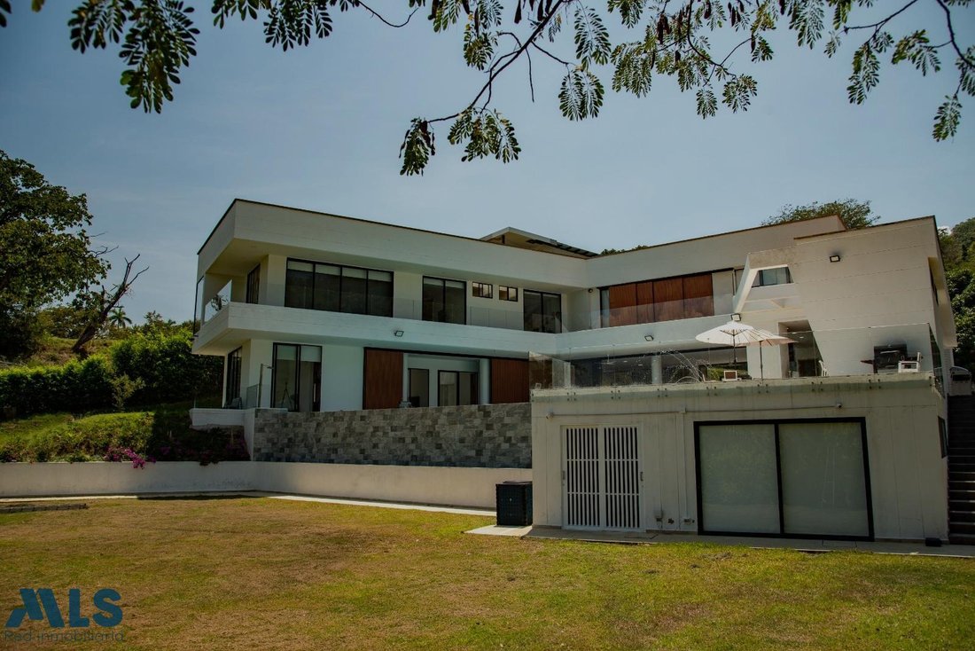 Finca in Santa Fe de Antioquia, Santa Fe de Antioquia, Colombia 4 - 17733236