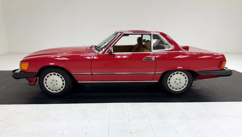 Cabriolet in Morgantown, United States 4 - 17733200