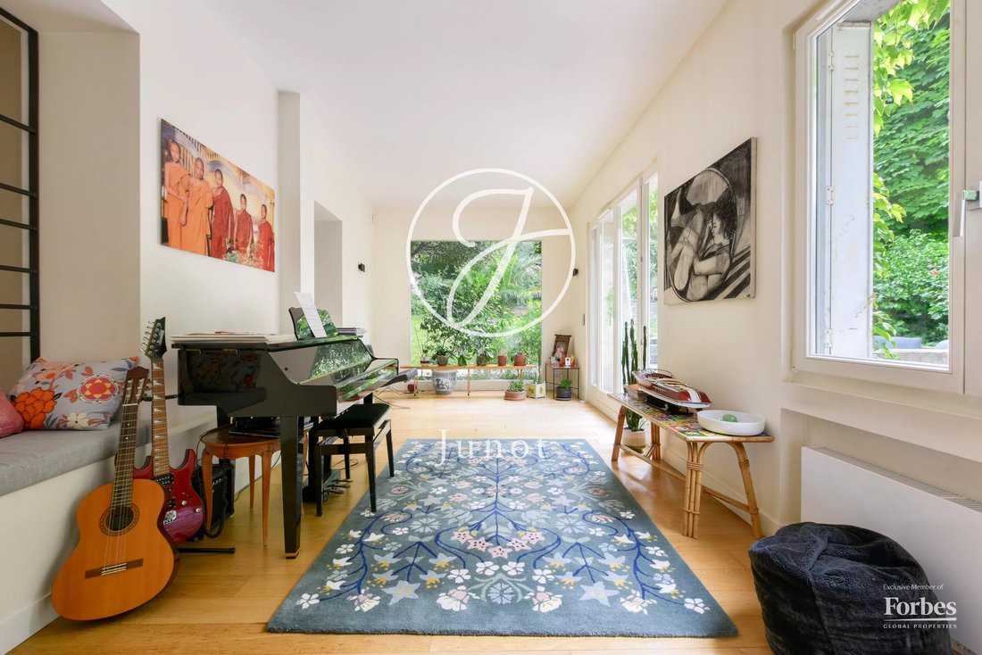 House in Saint-Cloud, Ile-de-France, France 5 - 17361729