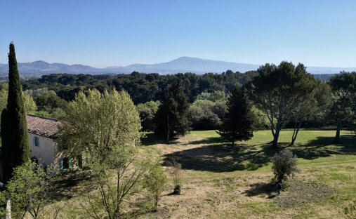 House in Loriol-du-Comtat, Provence-Alpes-Côte d'Azur, France 1