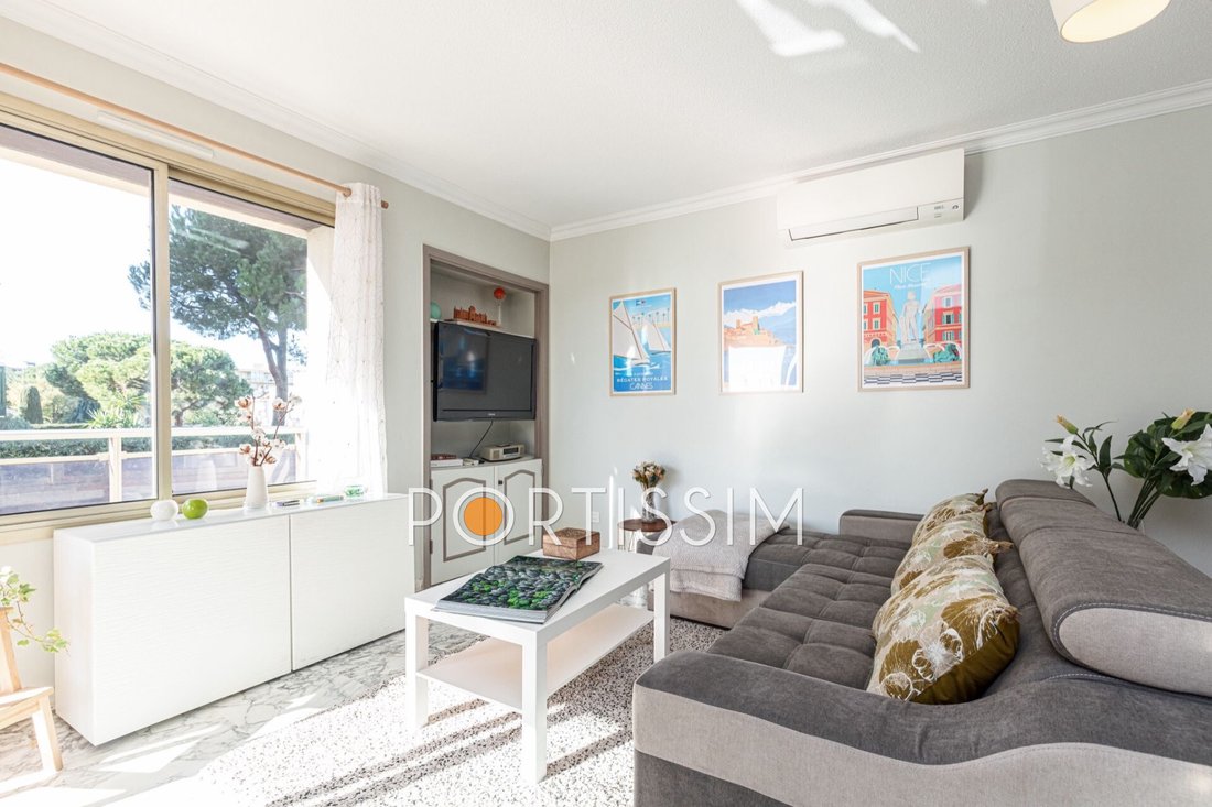 Apartment in Saint-Laurent-du-Var, Provence-Alpes-Côte d'Azur, France 1 - 17733310