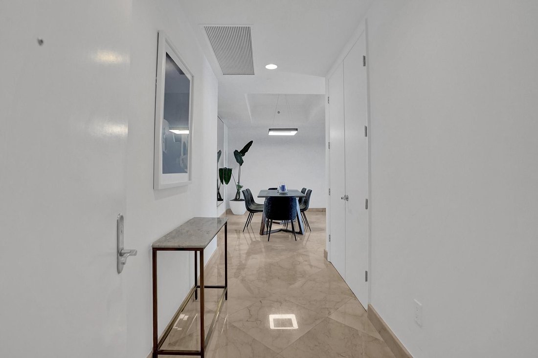Condo in Sunny Isles Beach, Florida, United States 4 - 17539222