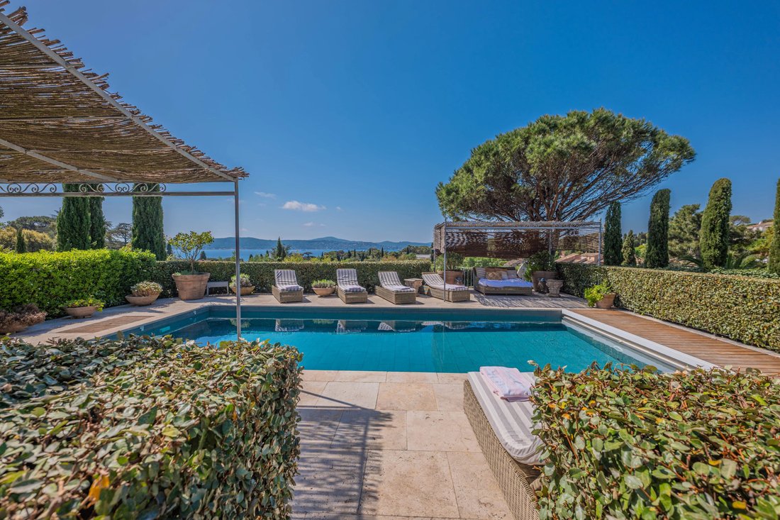 Villa in Ville-Les Saquedes-Le Bouillonnet, Sainte-Maxime, France 4 - 16938085