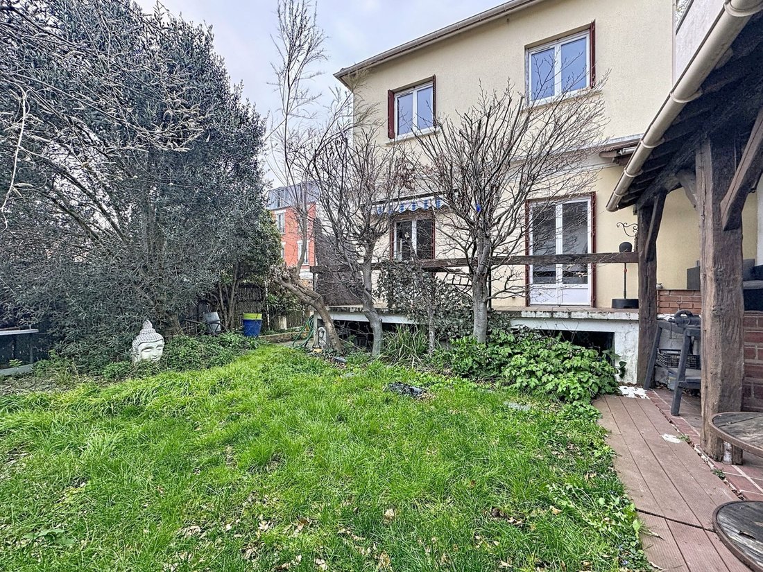 House in Plateau Ouest, Suresnes, France 2 - 17733422