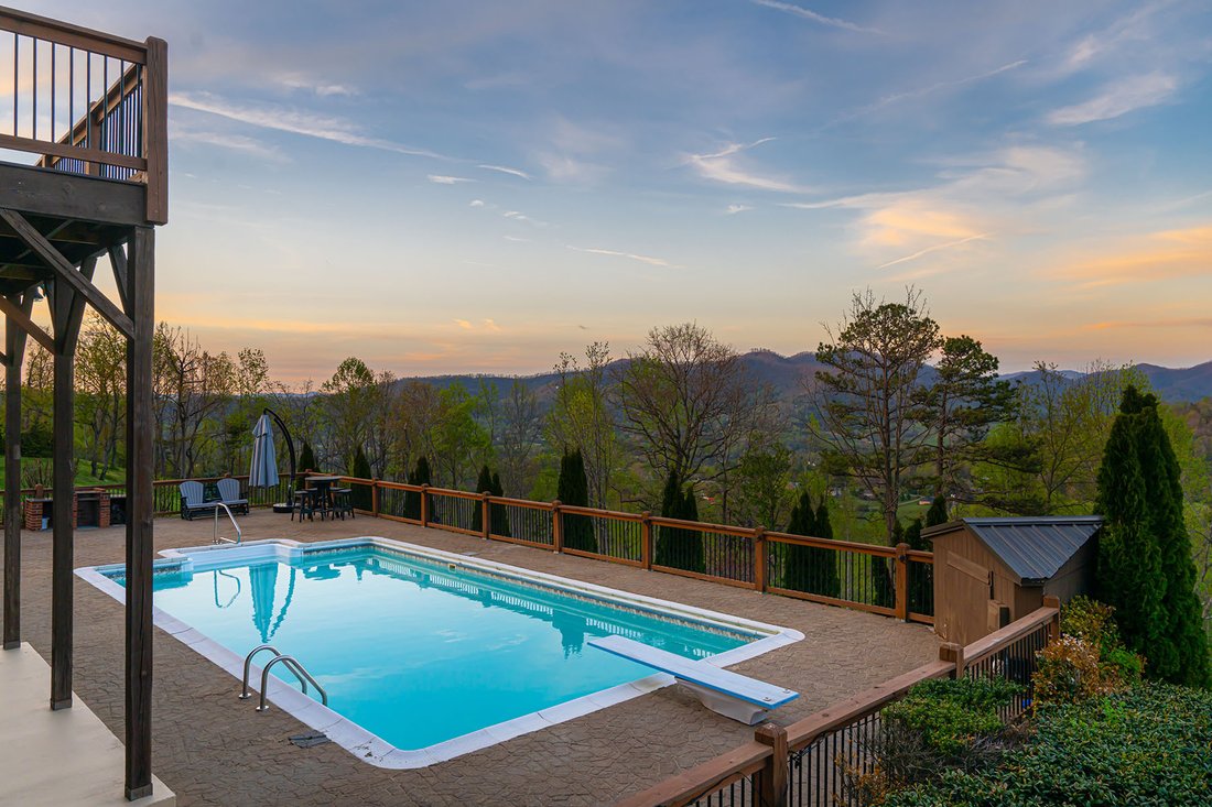 House in Weaverville, North Carolina, United States 3 - 17733384