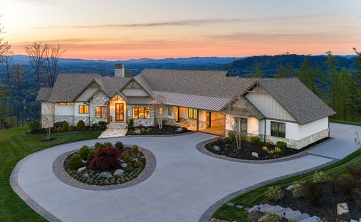 House in Weaverville, North Carolina, United States 1