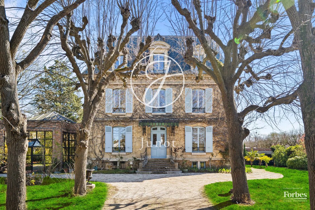 Haus in Vieux Croissy, Croissy-sur-Seine, Frankreich 1 - 17473675