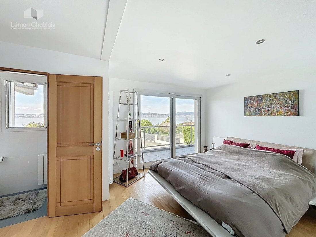 Villa in Evian-les-Bains, Auvergne-Rhône-Alpes, France 5 - 17733383