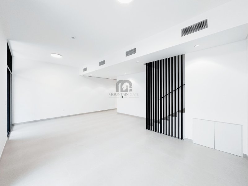 Townhouse in Al Rahmaniya, Sharjah Emirate, United Arab Emirates 5 - 17733391