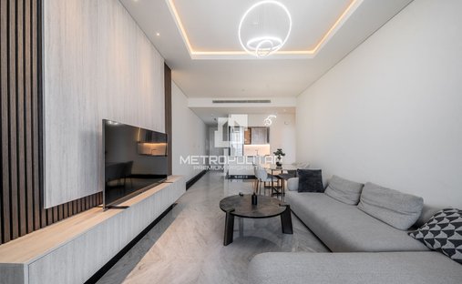 Apartment in Business Bay, Dubai, United Arab Emirates 1