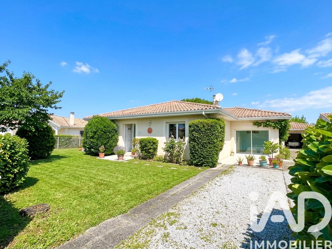 House in Ares, Nouvelle-Aquitaine, France 2 - 16841696