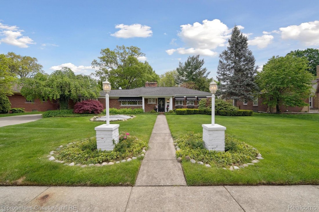 House in Dearborn, Michigan, United States 1 - 17733797