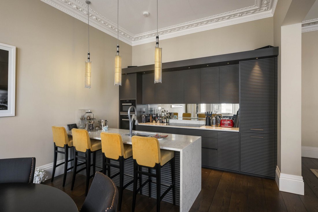 Apartment in South Kensington, Kensington And Chelsea, England 4 - 17733478