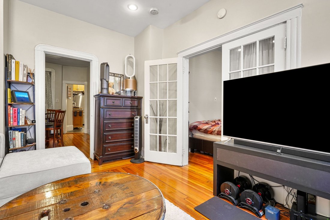 Condo in Boston, Massachusetts, United States 5 - 17733486