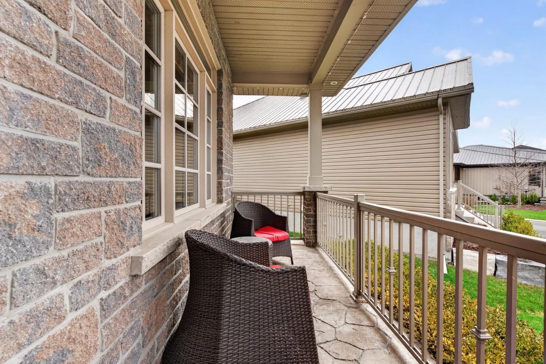 House in Bath, Ontario, Canada 4 - 17733491