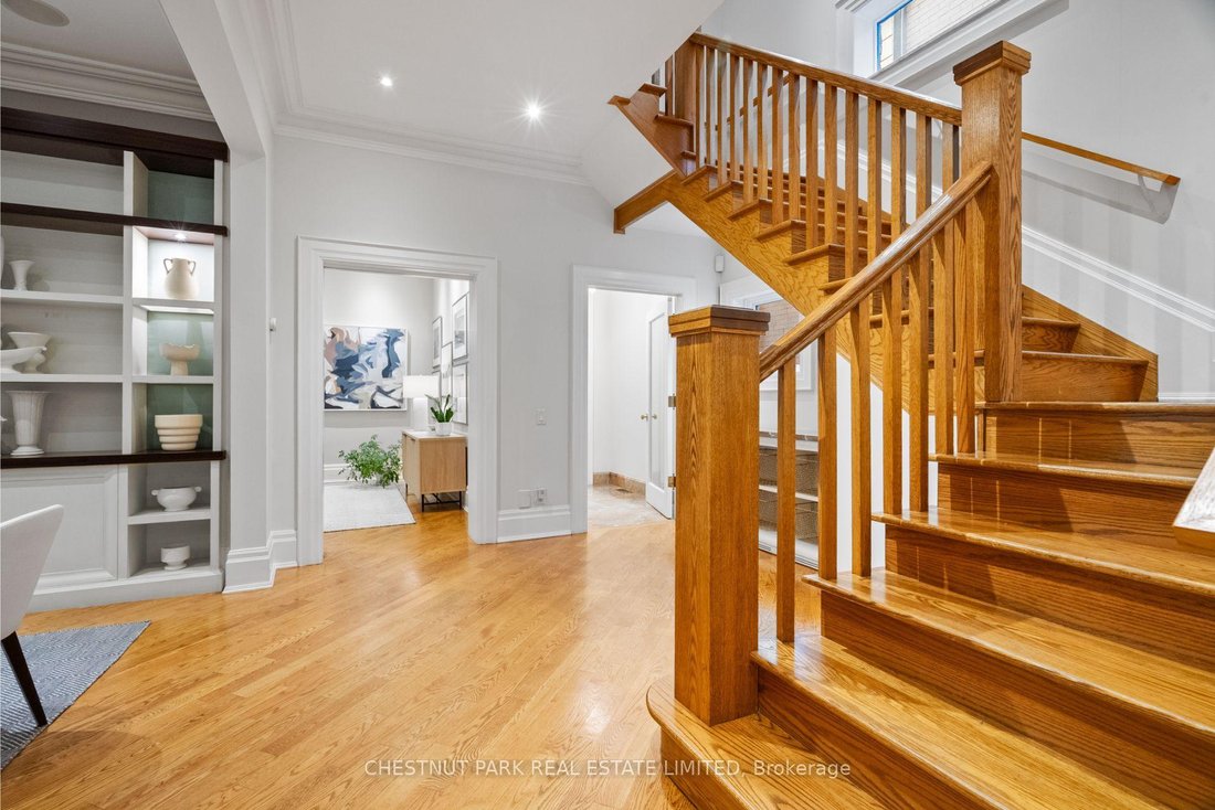 House in Toronto, Ontario, Canada 5 - 17733841