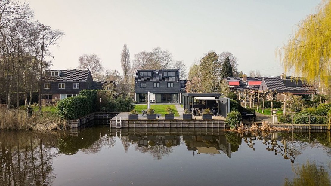 Villa in Giessenburg, South Holland, Netherlands 1 - 17733735
