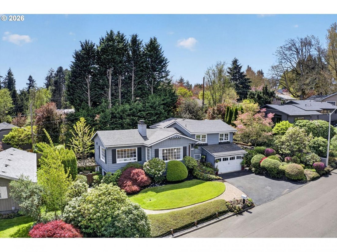 House in Lake Oswego, Oregon, United States 3 - 17733531