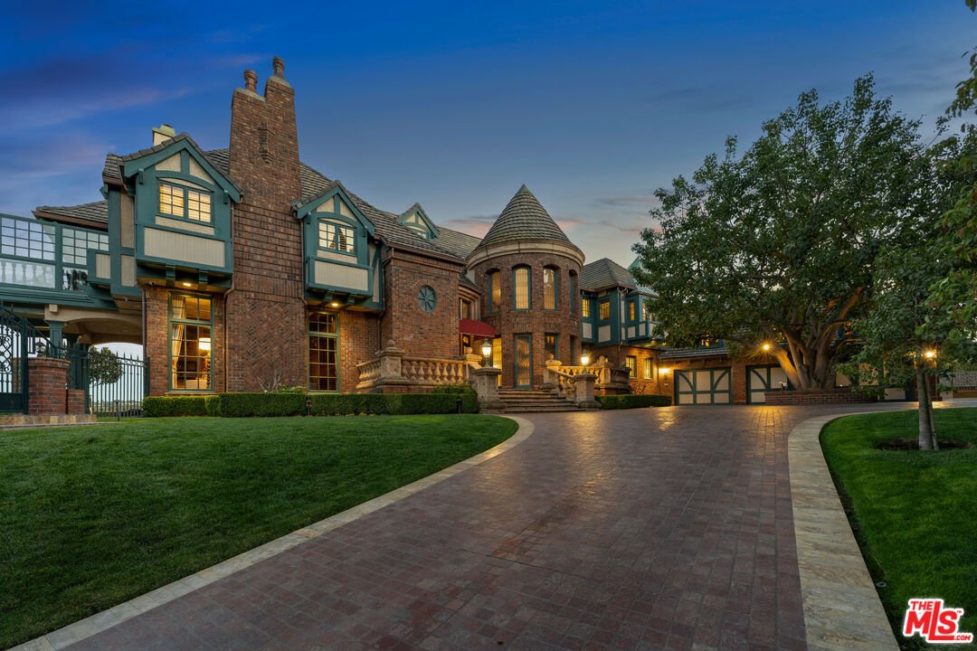 House in Los Angeles, California, United States 1 - 17733867
