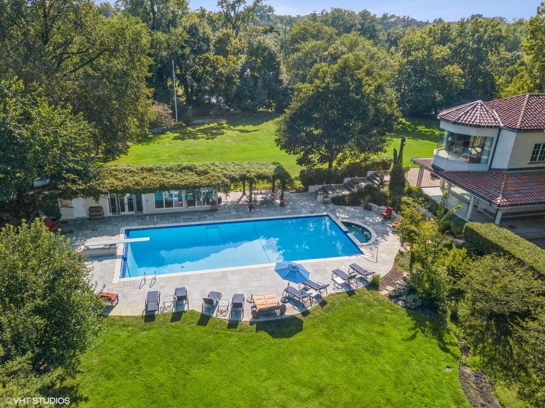 House in Glenview, Illinois, United States 1 - 17733806