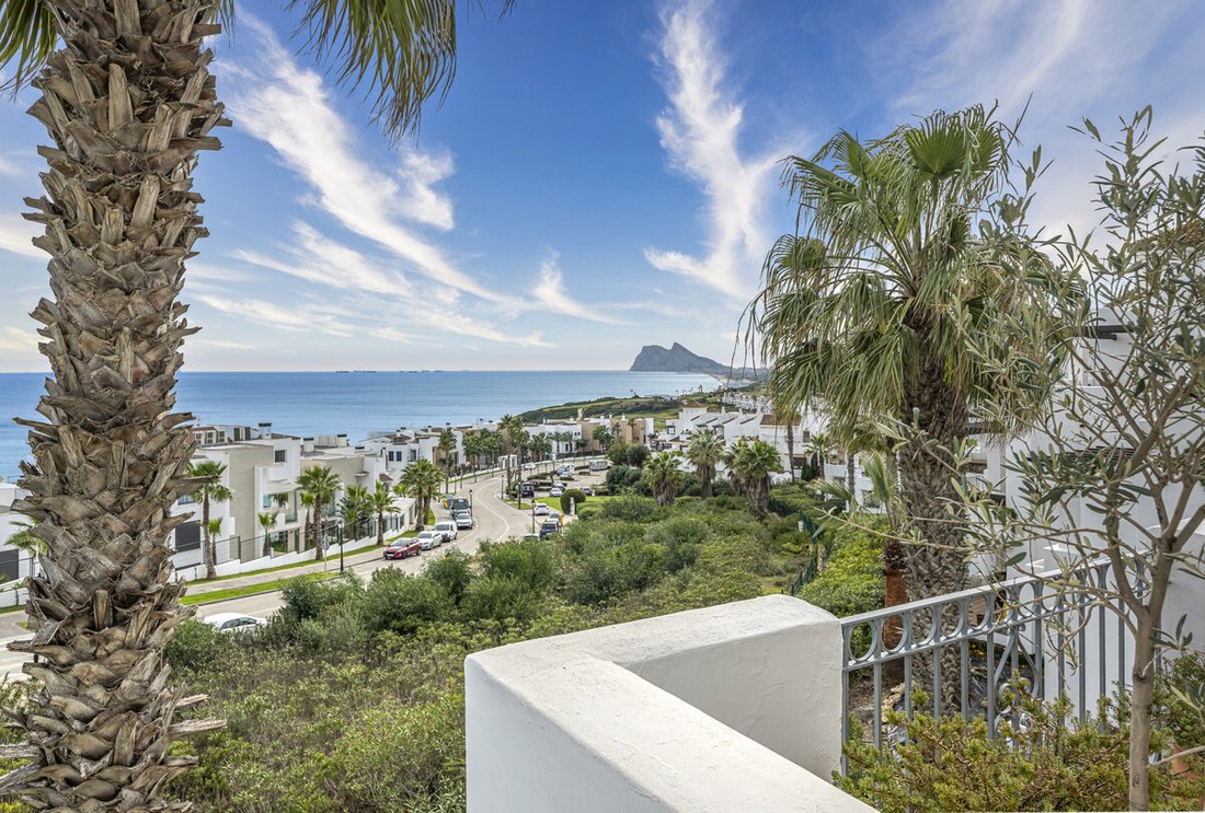 Apartment in La Alcaidesa, San Roque, Andalusia 1 - 17573547