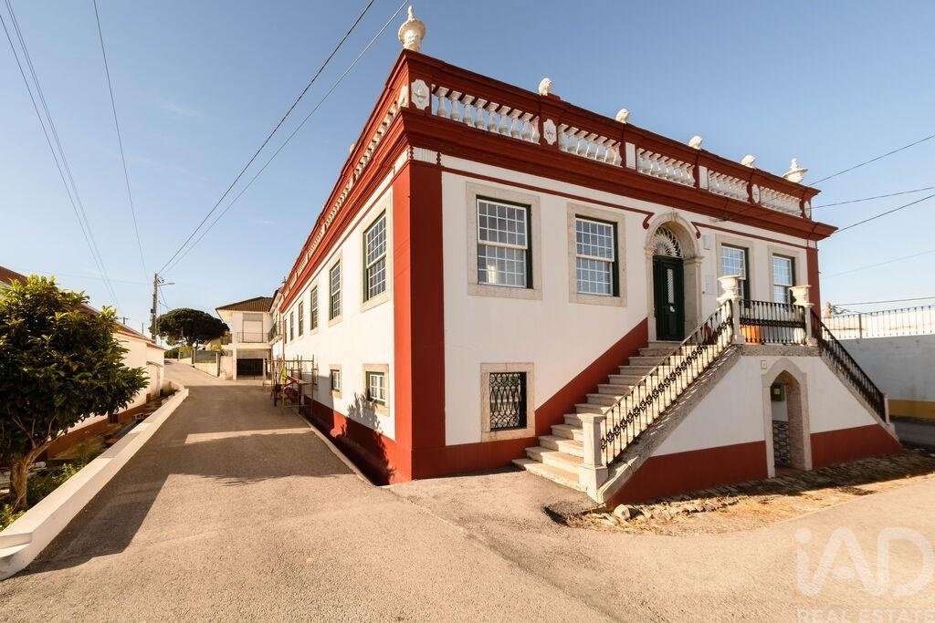 Townhouse in Turcifal, Lisbon, Portugal 1 - 17733903