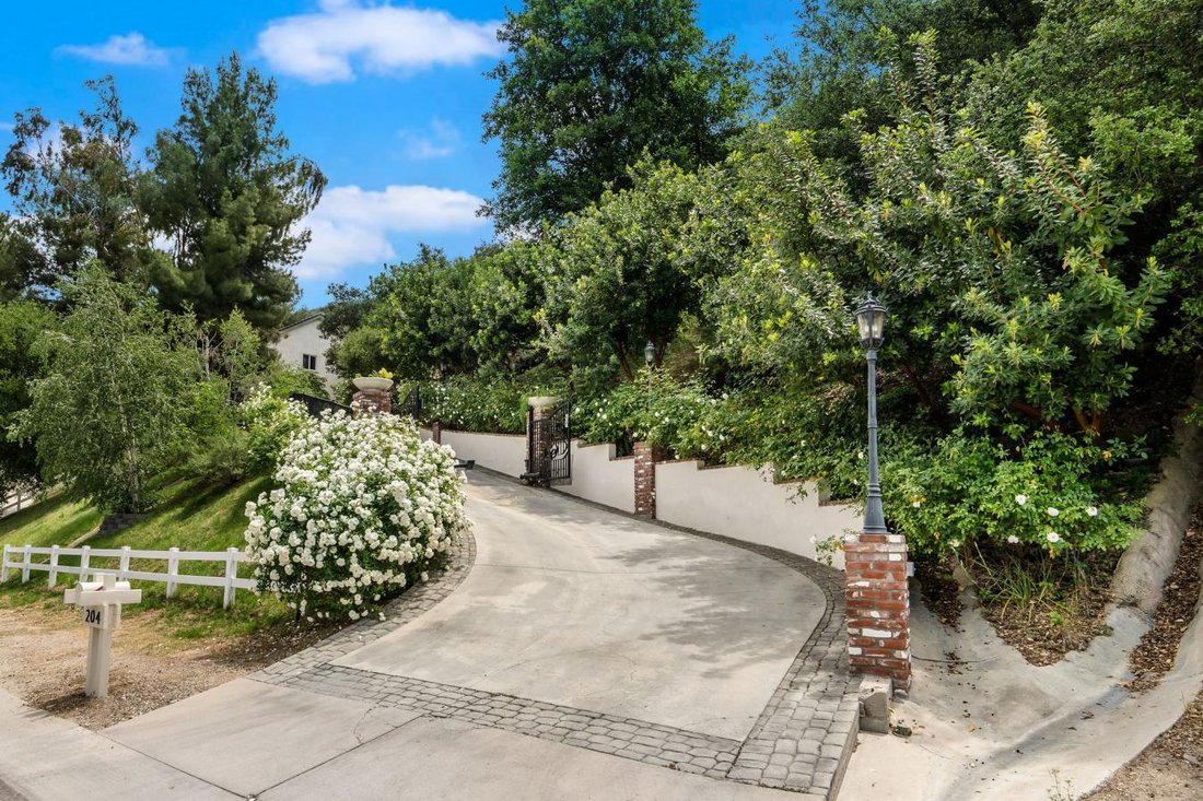 House in Bell Canyon, California, United States 3 - 17733519
