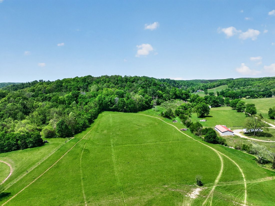 Farm Ranch in Mount Pleasant, Tennessee, United States 2 - 17733923