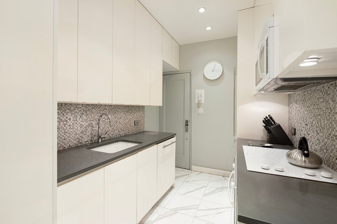 Condo in New York, New York, United States 5 - 17734061