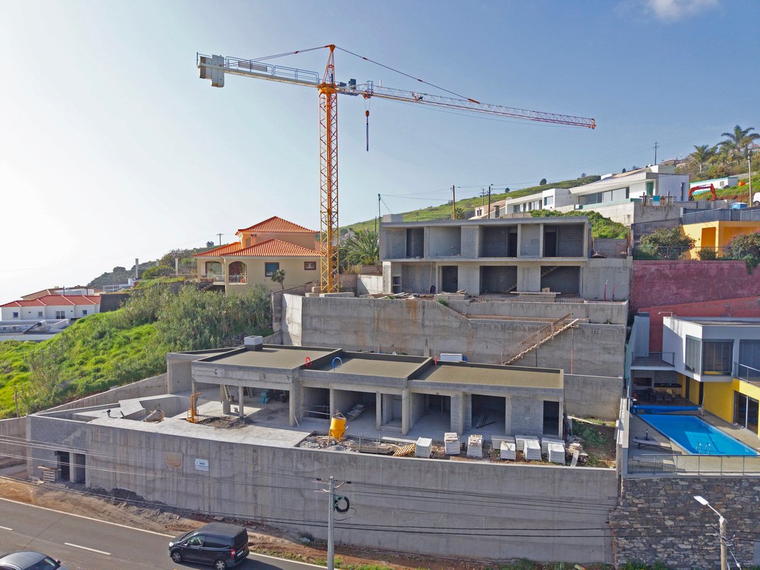 Villa in Estreito da Calheta, Madeira, Portugal 1 - 17734104
