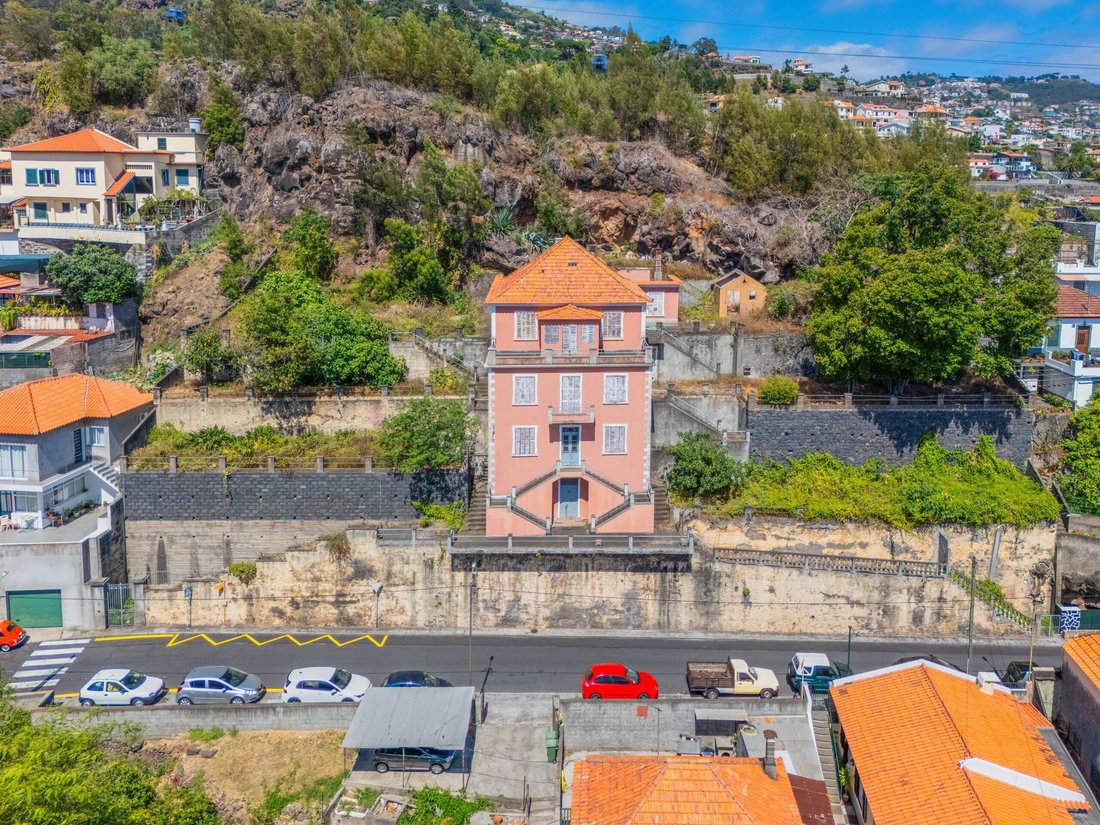 House in Se, Madeira, Portugal 1 - 17734128
