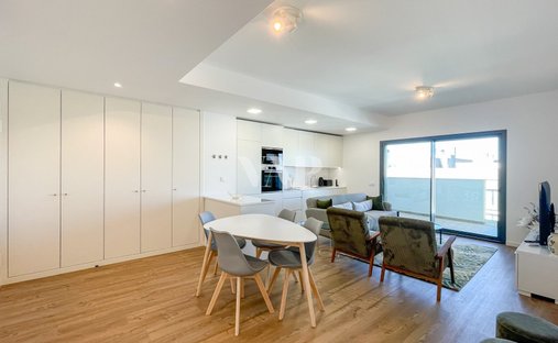 Apartment in Faro (Se e Sao Pedro), Algarve, Portugal 1