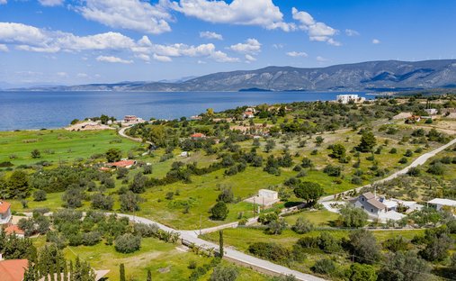 Land in Koinotita Kranidiou, Kranidi, Greece 1