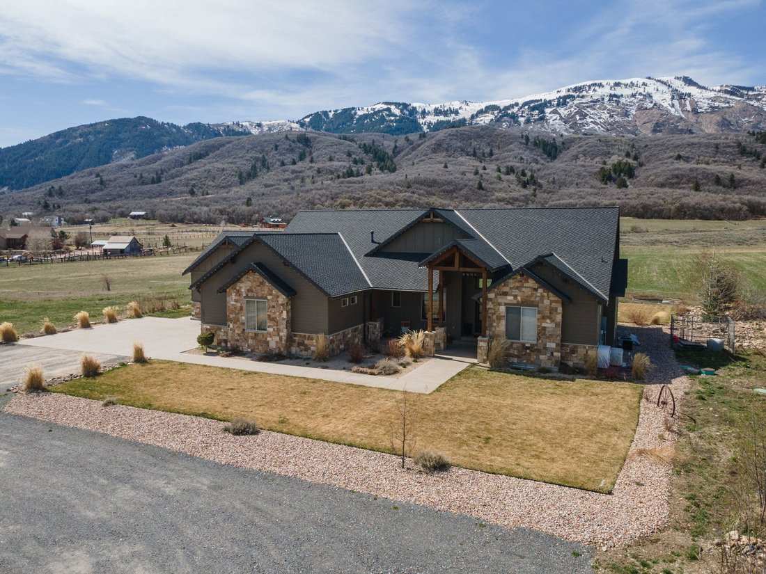 House in Eden, Utah, United States 5 - 17734137