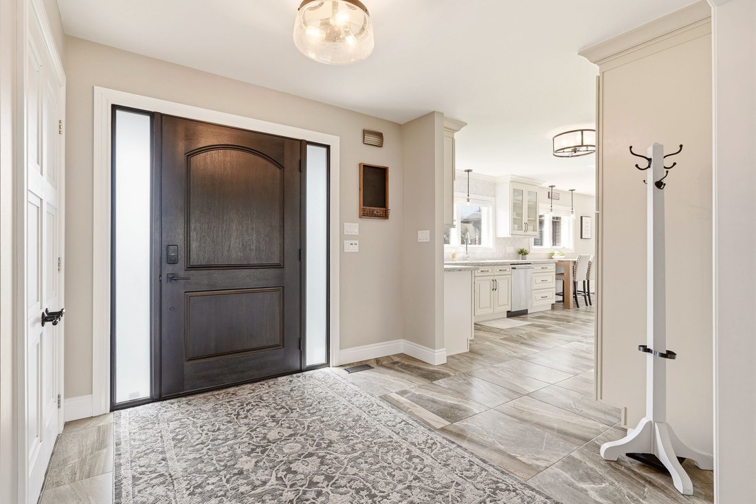 House in Hamilton, Ontario, Canada 4 - 17734292