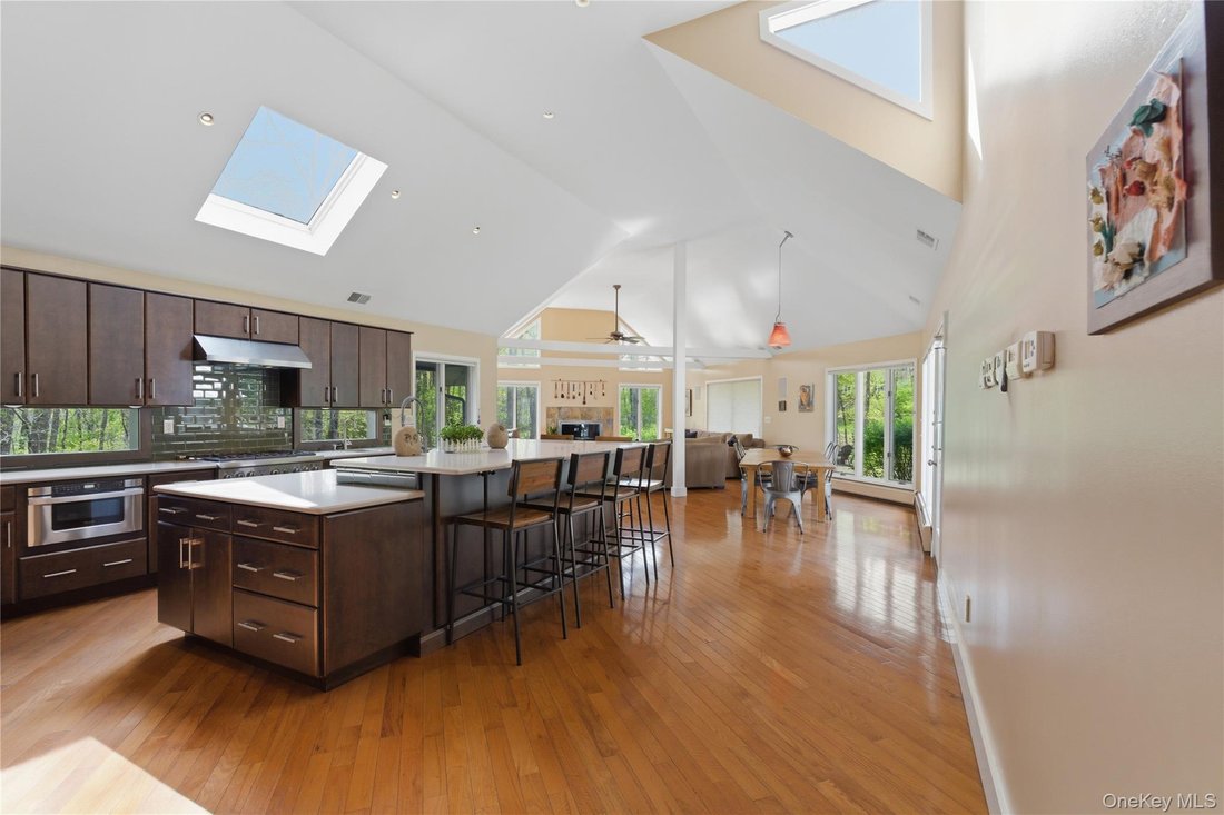House in Montebello, New York, United States 5 - 17734217