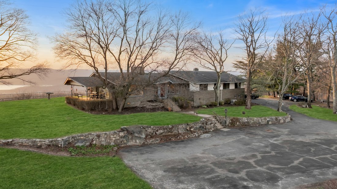 House in Wanaque, New Jersey, United States 2 - 17734243