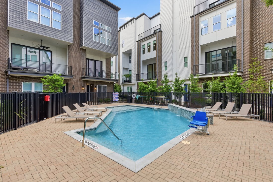 House in Dallas, Texas, United States 3 - 17734192