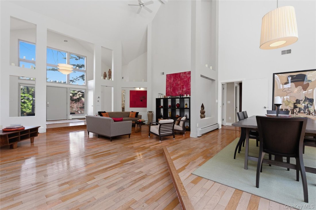 House in Montebello, New York, United States 4 - 17734217