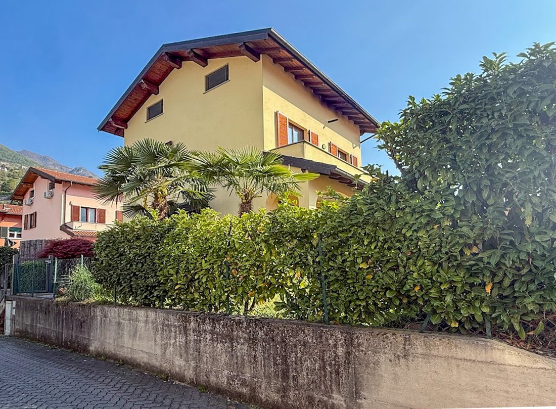 Villa in Porlezza, Lombardy, Italy 3 - 17734291