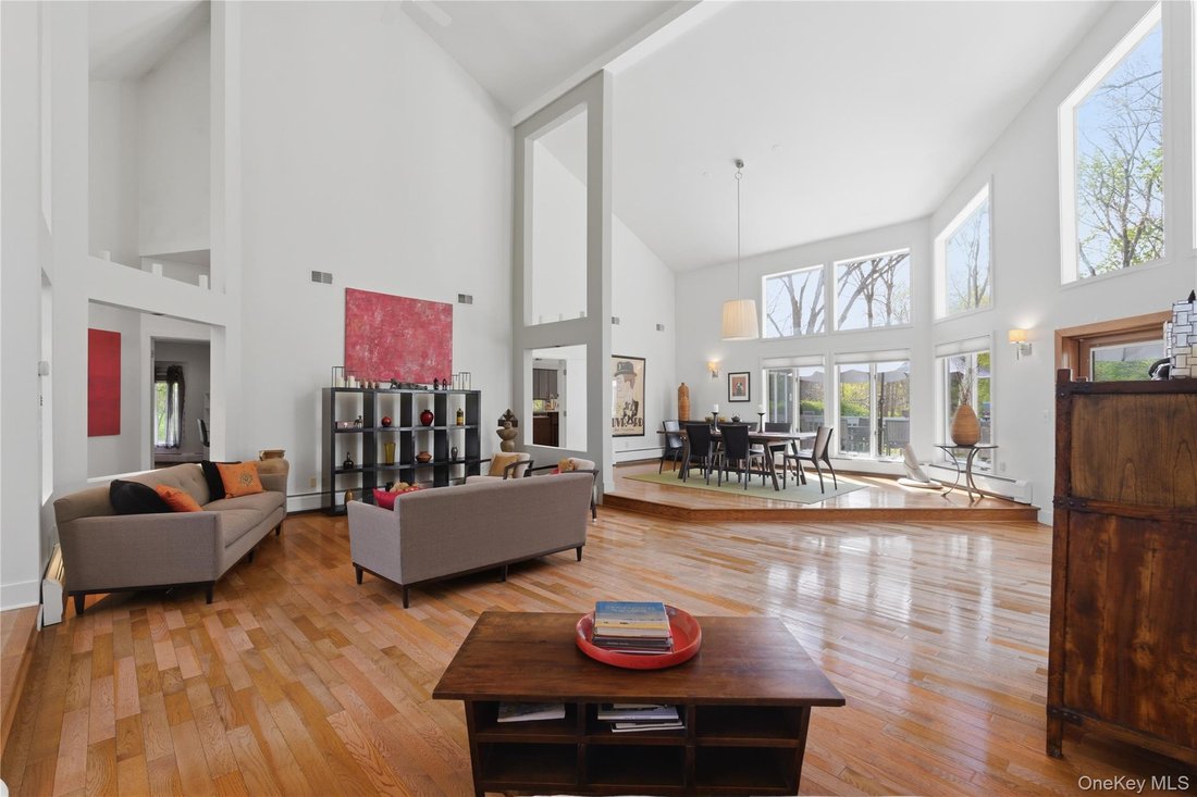 House in Montebello, New York, United States 3 - 17734217