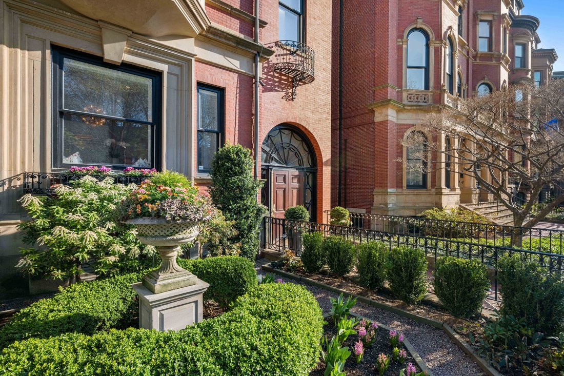 Condo in Boston, Massachusetts, United States 1 - 17734260
